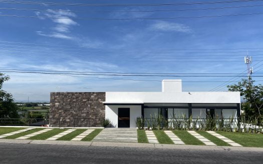 AMM1128- Casa en venta en Lomas de Cocoyoc